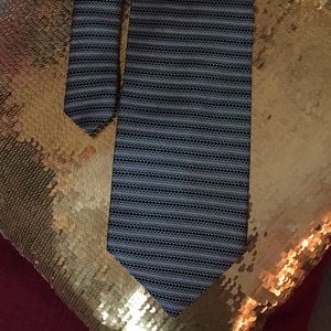 Enzo Brunatti silk tie in black & silver EUC
